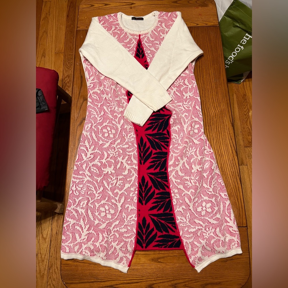 Beautiful sweater dress unique pattern and print